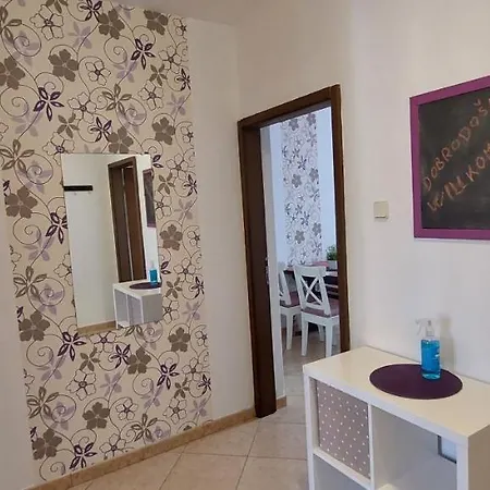 No Stress On Apartment Cres